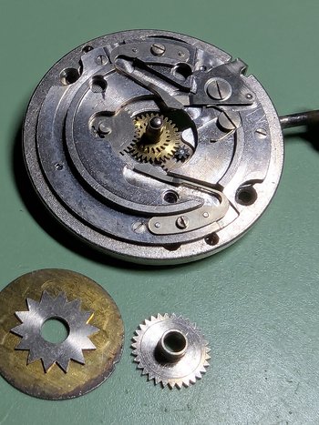 The day star reverse and the date star removed, you can see the jumper springs now. 