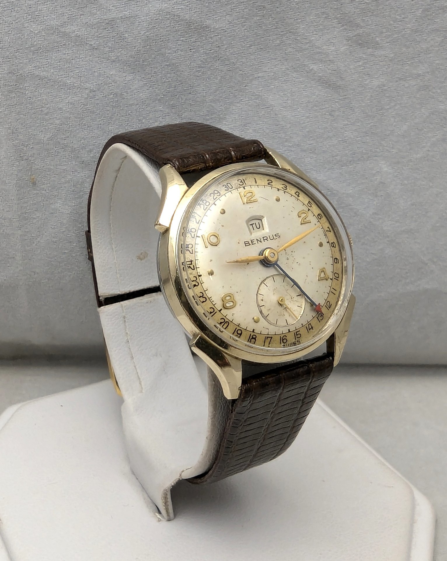 1950s Benrus Pointer Calendar Watch