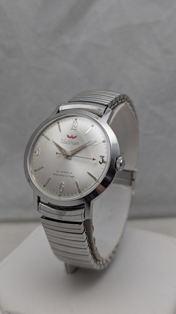 1960's Waltham 21 Jewel Watch